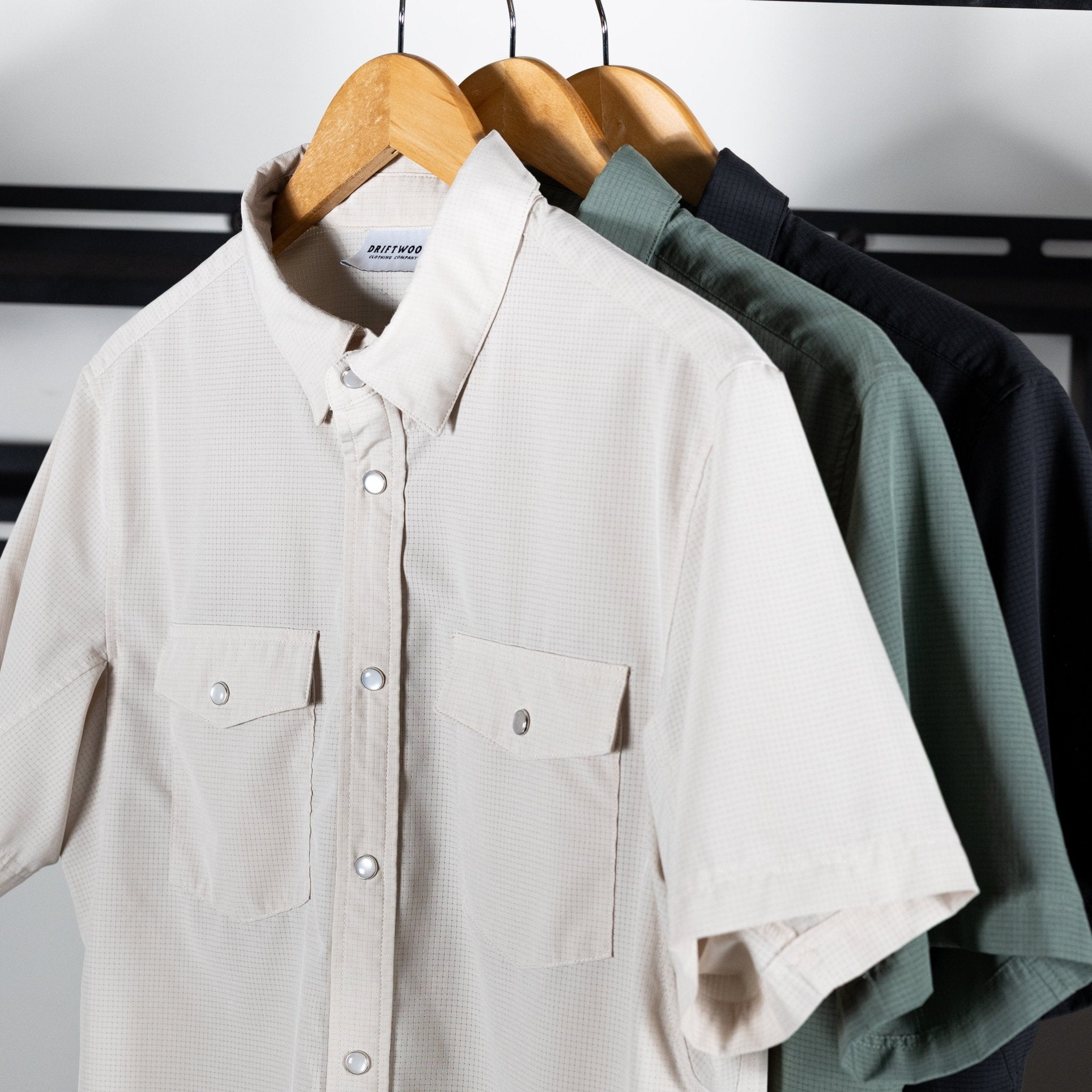 What Is a Pearl Snap Shirt? Everything You Need to Know